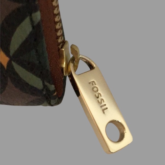 New‎ Fossil Wallet with Leather Interior, Textured, Boho, Green & Brown - Picture 8 of 10